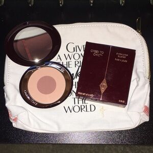 Charlotte Tilbury Cheek to Chic Blush - color Sex on Fire with cosmetic bag
